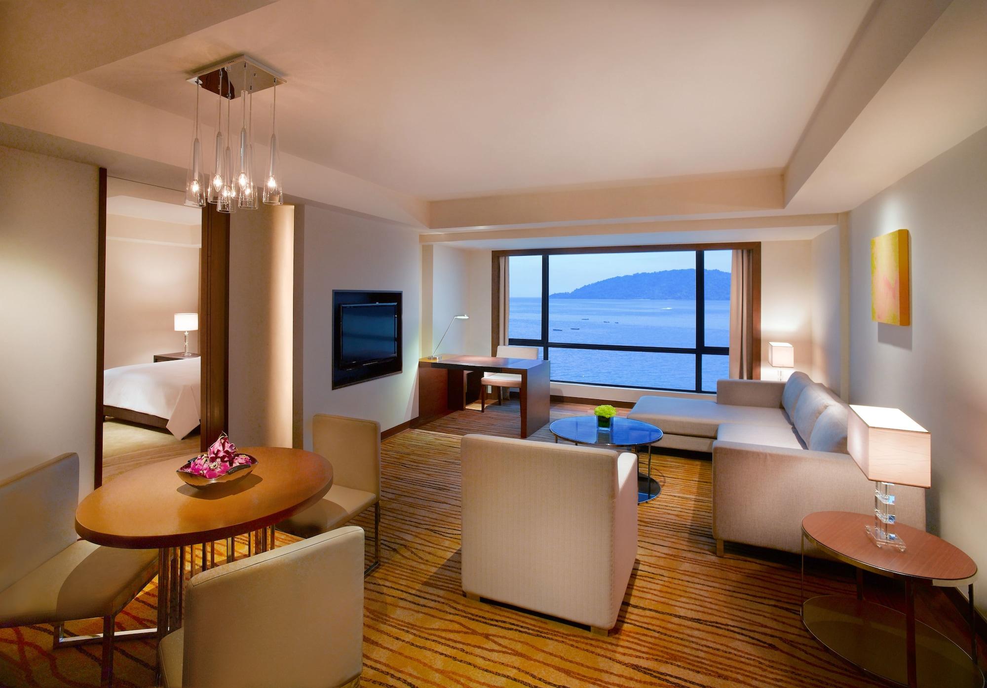 Hyatt Regency Kinabalu Ξενοδοχείο Κότα Κιναμπαλού Εξωτερικό φωτογραφία A suite at The Westin Nanjing