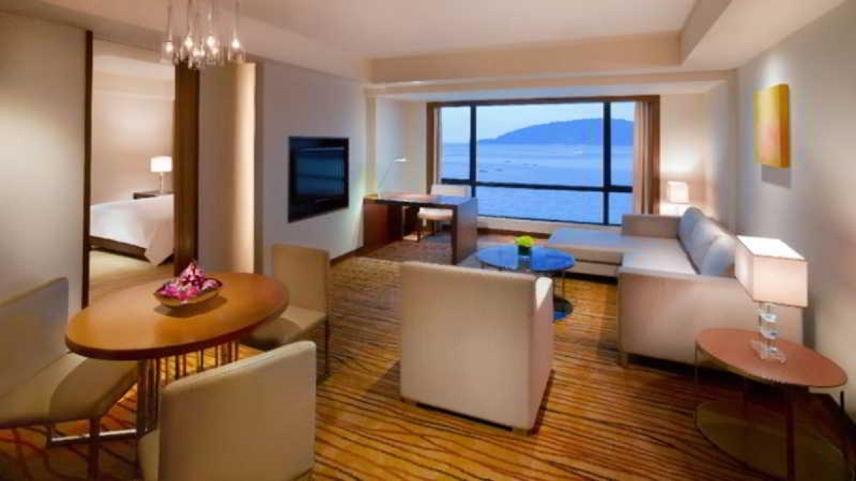 Hyatt Regency Kinabalu Ξενοδοχείο Κότα Κιναμπαλού Εξωτερικό φωτογραφία A suite at the Westin Nanjing
